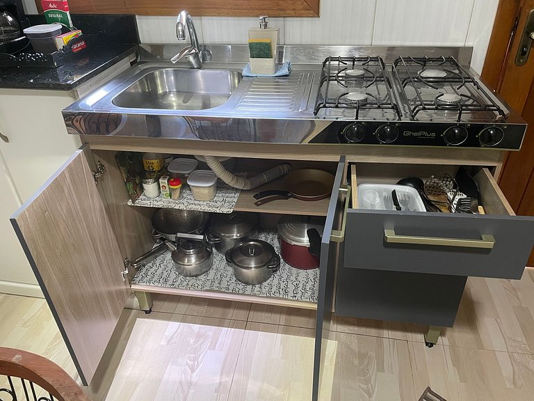 Apto 2 suites com hidro e cozinha Refugio da Serra Canela