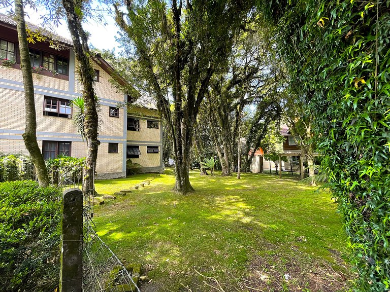 Suíte casal Apto 304 em Canela | Pousada Bella Serra