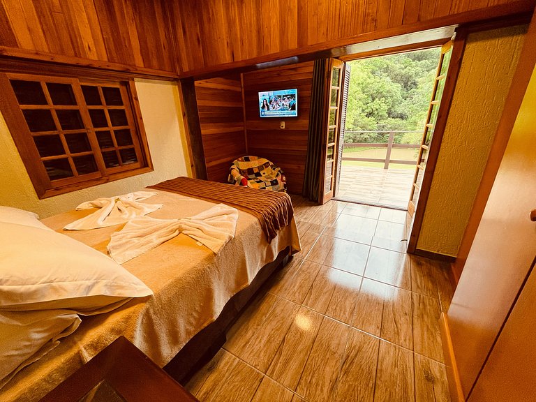 Apto 2 suites com hidro e cozinha Refugio da Serra Canela