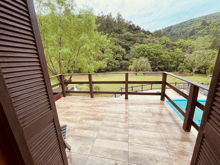 Apto 2 suites com hidro e cozinha Refugio da Serra Canela