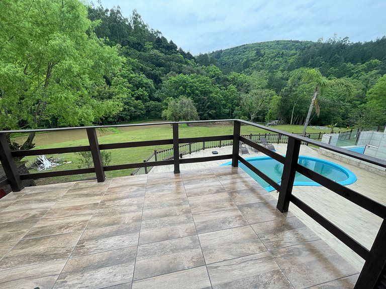 Apto 2 suites com hidro e cozinha Refugio da Serra Canela